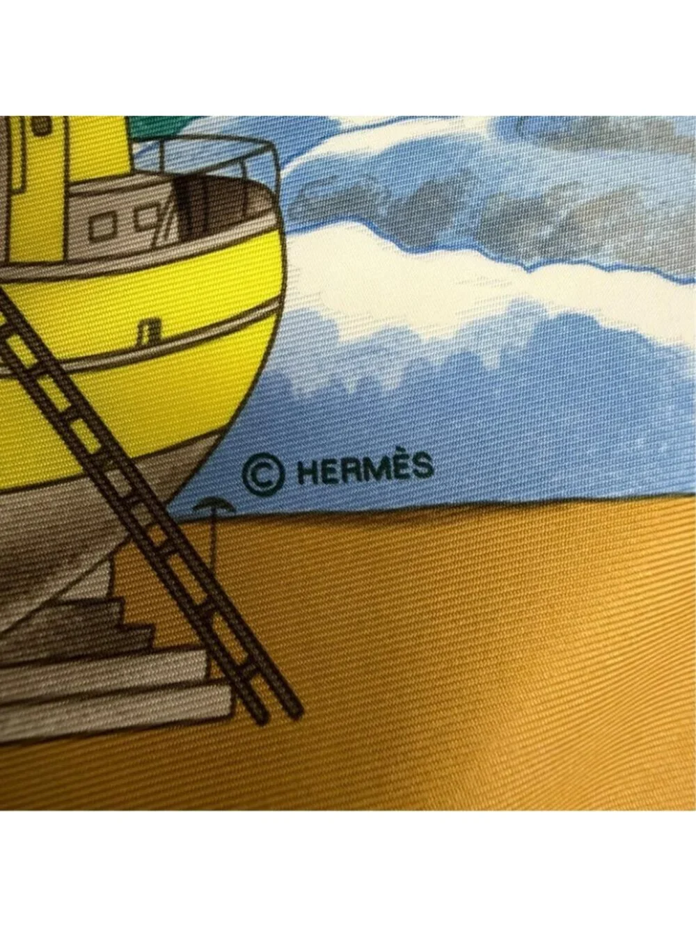 Hermes Carre 90 Gronland Green Land Silk 100% Scarf Yellow